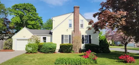 120 Harmony Ct, Warwick, RI 02889 photo 2