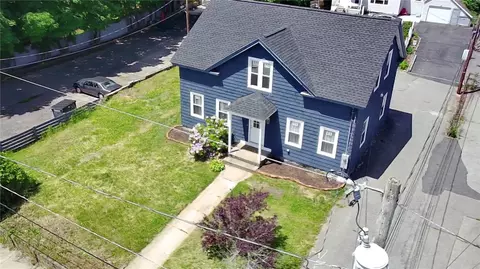 35 Union St, Woonsocket, RI 02895 photo 2