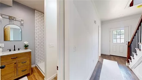 35 Union St, Woonsocket, RI 02895 photo 12