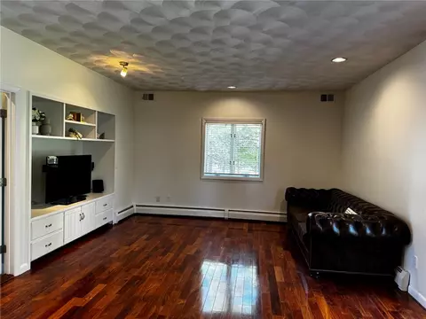 4 Wolfe Ct, Coventry, RI 02816 photo 9