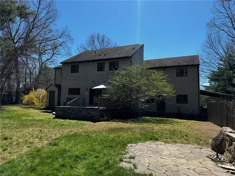 4 Wolfe Ct, Coventry, RI 02816 photo 4