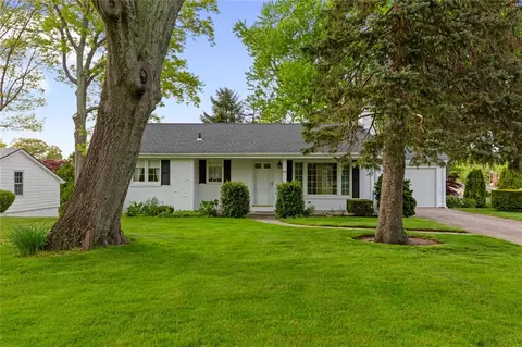 145 Ridgeway Rd, Cranston, RI 02920