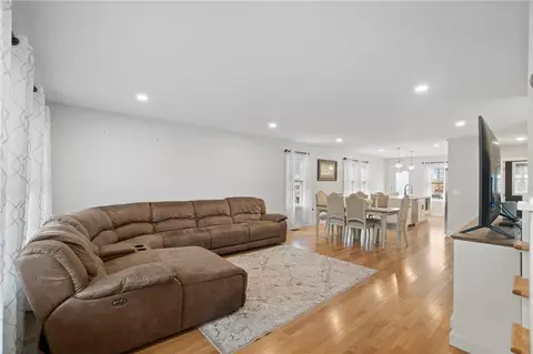 Other - 115 Graystone St, Warwick, RI 02886 photo 5 of 10