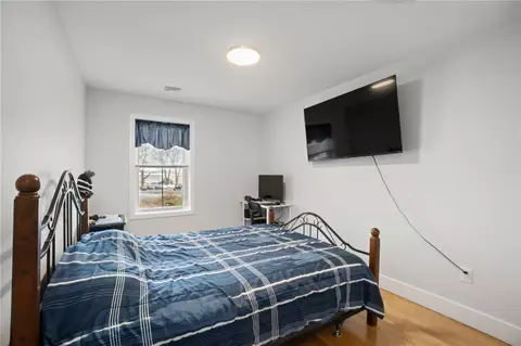 Bedroom - 115 Graystone St, Warwick, RI 02886 photo 4 of 7