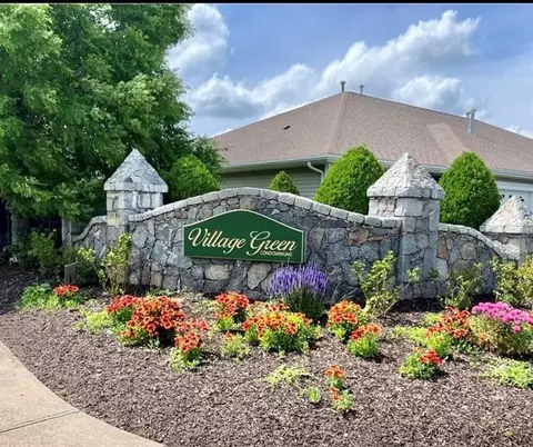 806 Village Green Cir, Coventry, RI 02816