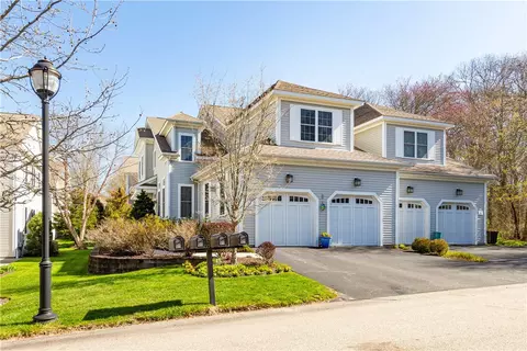 22 Sea Grass Dr, South Kingstown, RI 02879