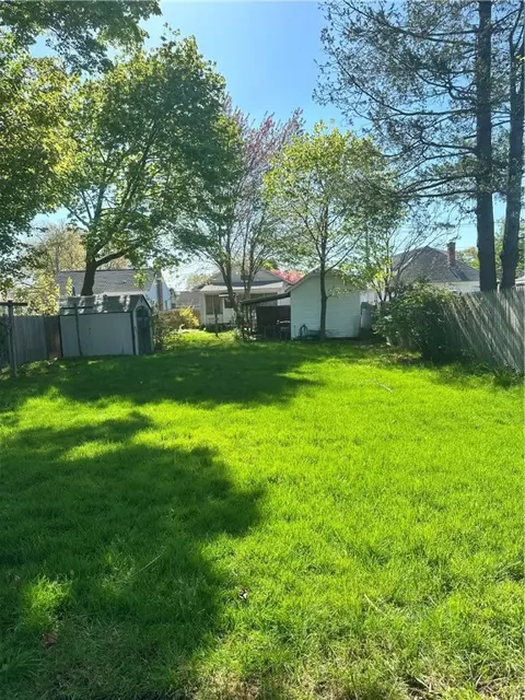 245 Morse Ave, Warwick, RI 02886 photo 9