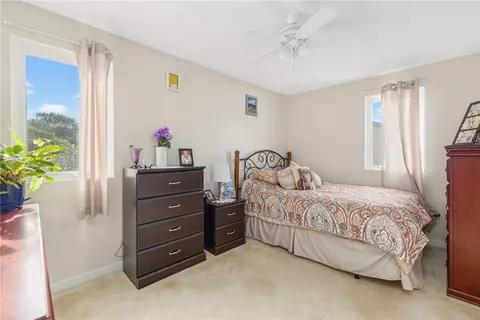 Bedroom - 23 Hamlet Ct, Bristol, RI 02809 photo 2 of 2