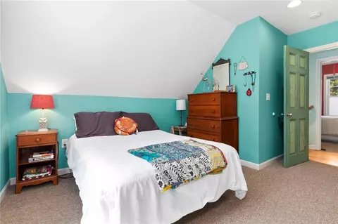 Bedroom - 200 E Shore Dr, Exeter, RI 02822 photo 1 of 5