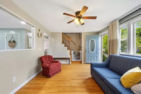 Entry Way - 38 Barrows St, Cumberland, RI 02864 photo 2 of 2