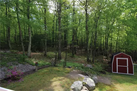 4112 Flat River Rd, Coventry, RI 02827 photo 9