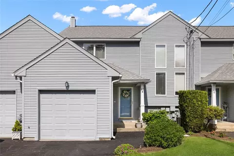 87 Nipmuc Trl #B, North Providence, RI 02904
