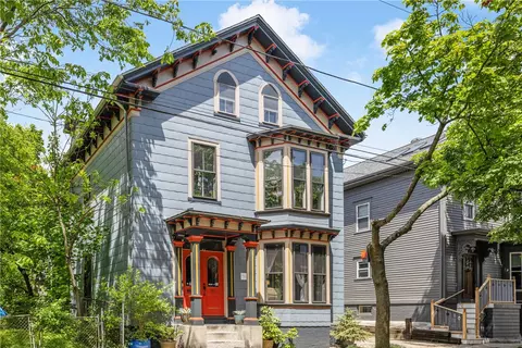 81 Hudson St #2, Providence, RI 02909