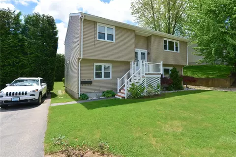 1470 Cranston St, Cranston, RI 02920