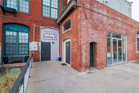 1117 Douglas Ave #125, North Providence, RI 02904