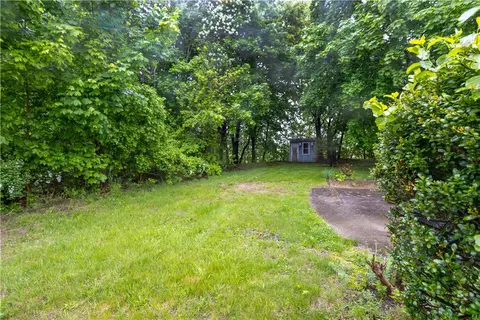 Exterior - 700 Manville Rd, Woonsocket, RI 02895 photo 1 of 3