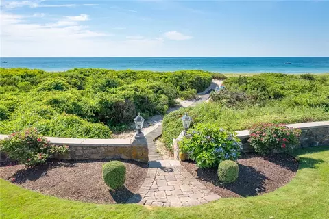 View/Area - 8 Manatuck Ave, Westerly, RI 02891 photo 3 of 4