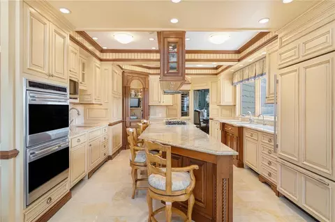 Kitchen - 8 Manatuck Ave, Westerly, RI 02891 photo 2 of 3