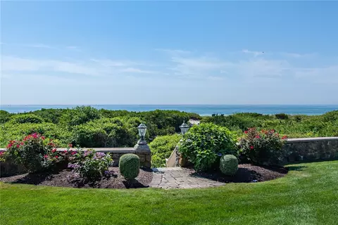 Exterior - 8 Manatuck Ave, Westerly, RI 02891 photo 6 of 7