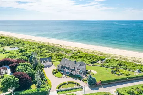 View/Area - 8 Manatuck Ave, Westerly, RI 02891 photo 4 of 4