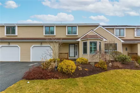 80 Fisher Rd #75, Cumberland, RI 02864