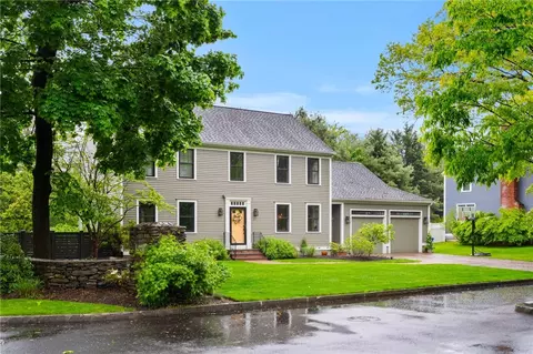 27 Morra Way, East Providence, RI 02916