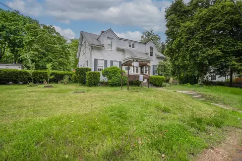 26 Highland Ave, Coventry, RI 02816 photo 2
