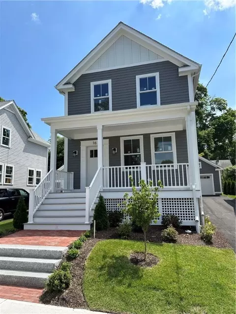 16 Duke St, East Greenwich, RI 02818