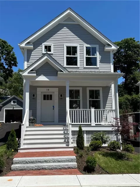 14 Duke St, East Greenwich, RI 02818