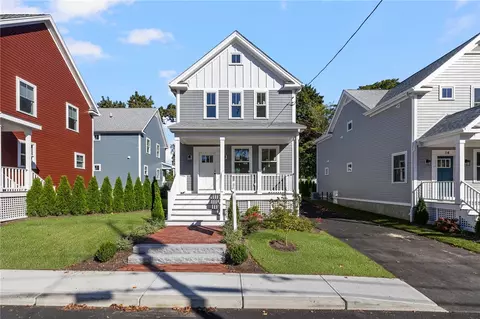 12 Duke St, East Greenwich, RI 02818