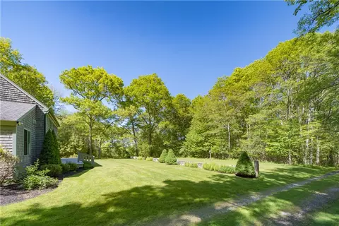 Exterior - 21 John Dyer Rd, Little Compton, RI 02837 photo 6 of 8