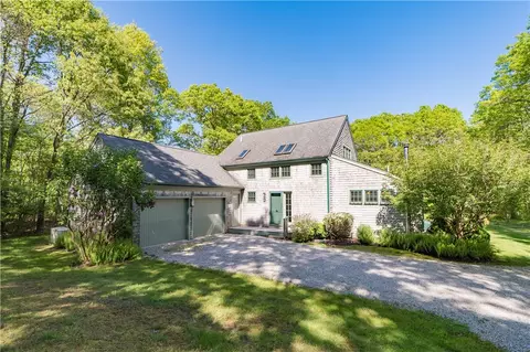 21 John Dyer Rd, Little Compton, RI 02837
