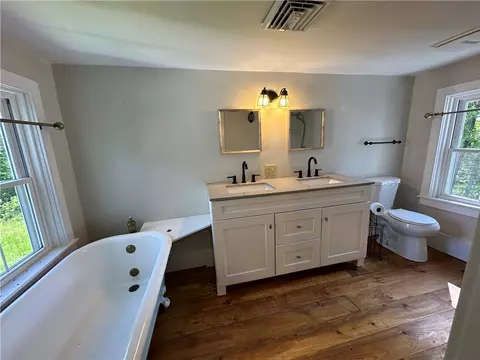 Bath - 103 Plain Woods Rd, Foster, RI 02825 photo 2 of 7