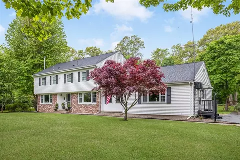 268 Log Rd, Smithfield, RI 02917