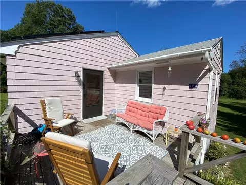 075 Holbrook Ave, Jamestown, RI 02835