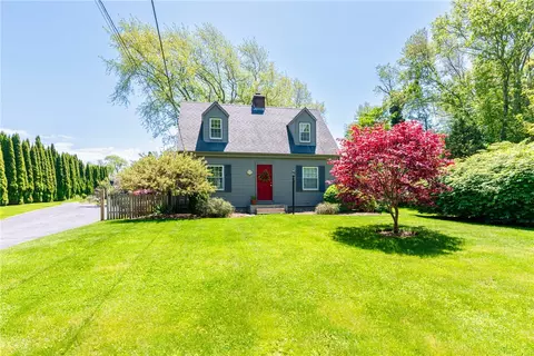 458 Curtis Corner Rd, South Kingstown, RI 02879