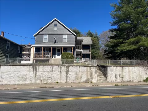 478 Cumberland Hill Rd, Woonsocket, RI 02895