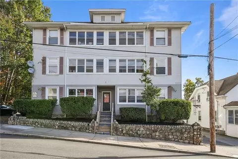 47 Wood Ave, Woonsocket, RI 02895 photo 1