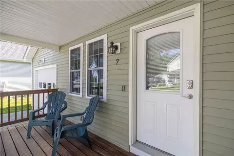 7 Covington Ct, Westerly, RI 02891 photo 28