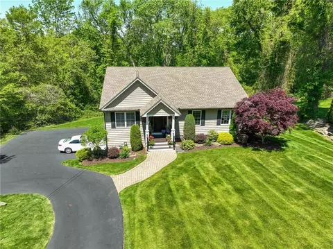 197 Cowesett Rd, Warwick, RI 02886