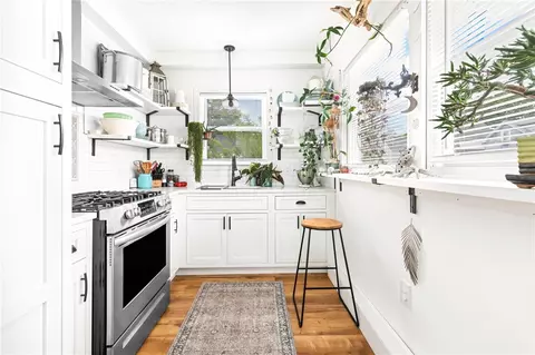 Kitchen - 6 Dudley Ave, Warwick, RI 02889 photo 1 of 4