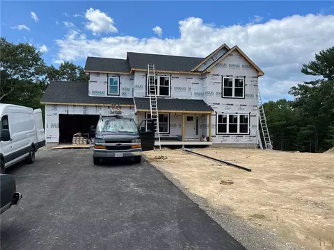 2 Cassidy Trl, Coventry, RI 02816
