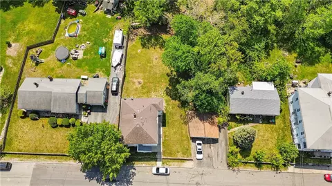 89 Cooper Ave, Woonsocket, RI 02895 photo 36