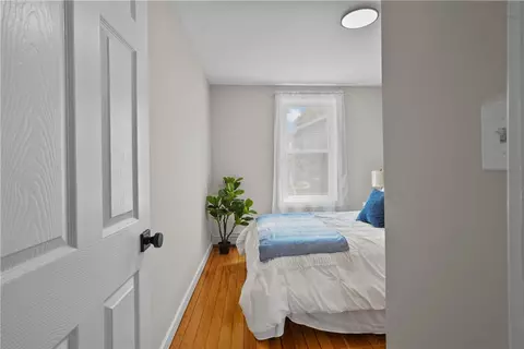 89 Cooper Ave, Woonsocket, RI 02895 photo 9