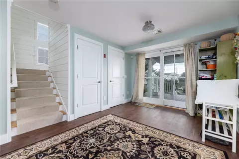 Entry Way - 433 Atlantic Ave, Westerly, RI 02891 photo 1 of 1