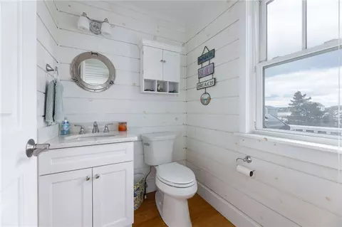 Bath - 433 Atlantic Ave, Westerly, RI 02891 photo 1 of 3