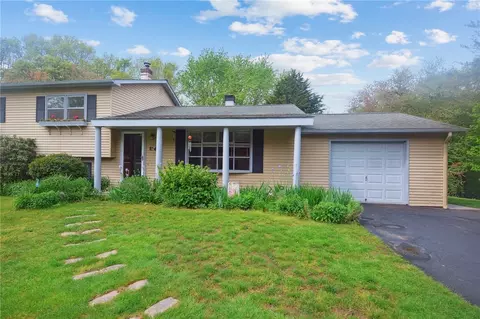 Exterior - 20 Castle Way, Westerly, RI 02891 photo 2 of 4