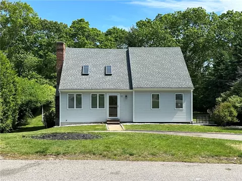52 Old Post Rd, Westerly, RI 02891 photo 4