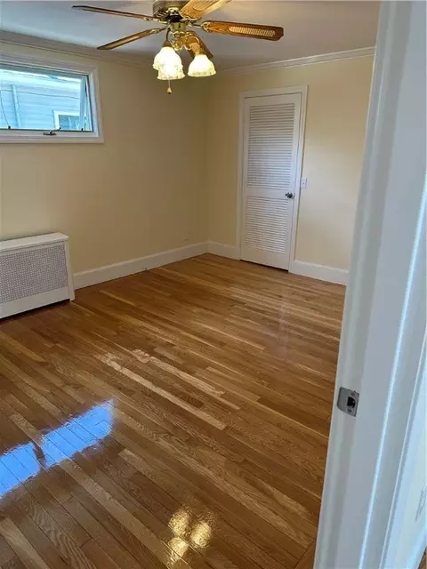 Bedroom - 82 Benedict Rd, Warwick, RI 02888 photo 1 of 5