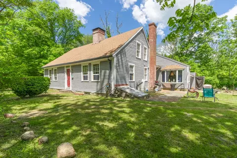 260 Spring St, Hope Valley, RI 02832